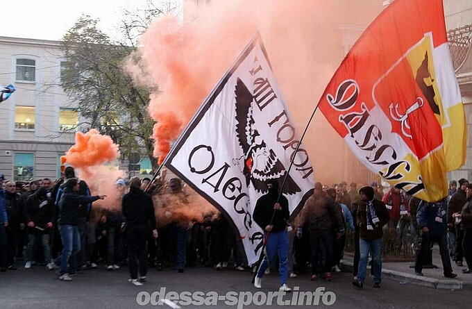 20111120215104-ba4a52d7-me